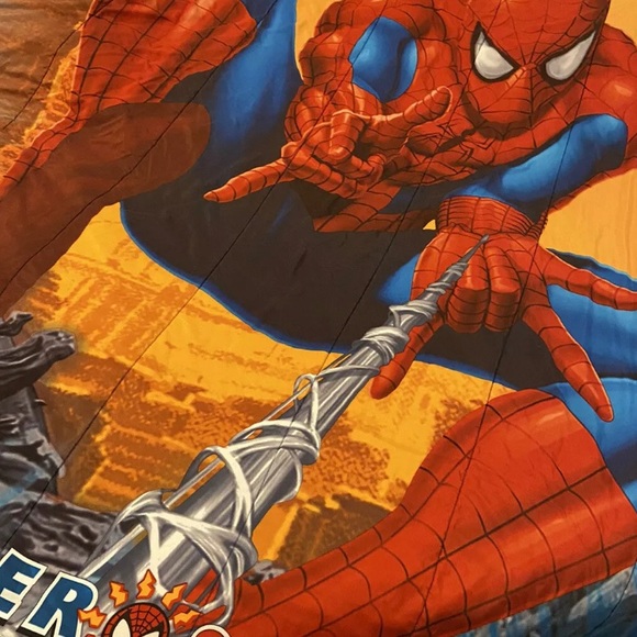 SOLD    Twin Spider Man Comforter, Top Sheet - Picture 2 of 5